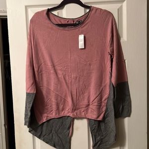 NWT Mauve sweater